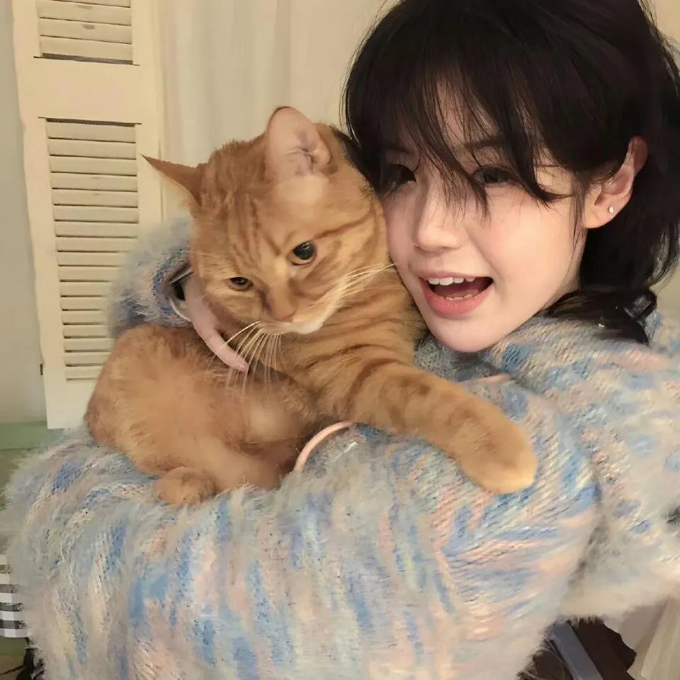 我有八个姐姐但是她们都是弟控